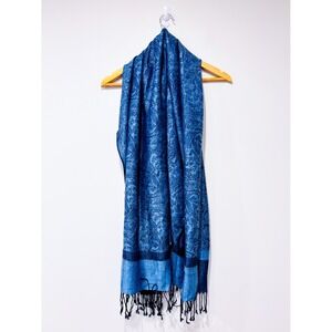PASHMINA Blue patterned scarf | Silk blend shimmer soft